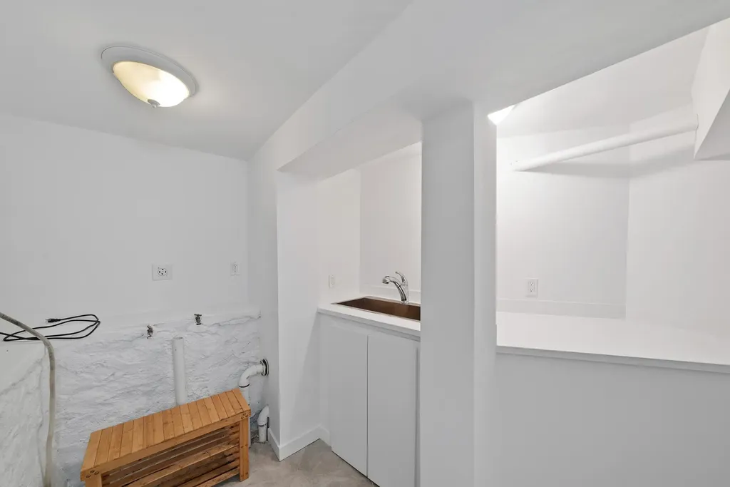 5461 Sylvan Avenue New York City NY 10471