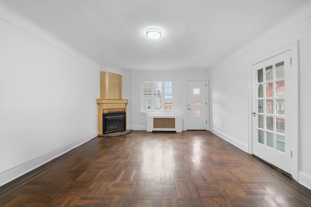 5461 Sylvan Avenue New York City NY 10471