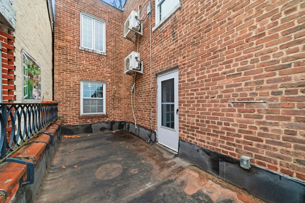 5461 Sylvan Avenue New York City NY 10471
