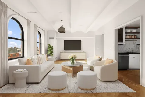 275 W 10th Street New York City NY 10014