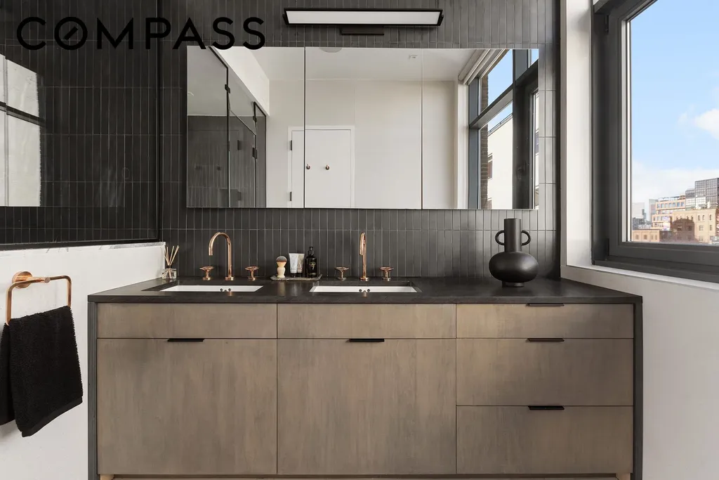 113 N 9th Street New York City NY 11249