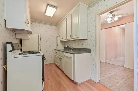 2727 Ocean Parkway New York City NY 11235