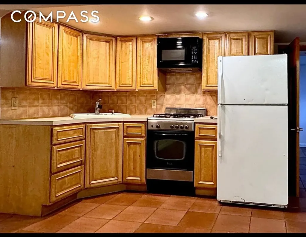 2156 Gerritsen Avenue New York City NY 11229