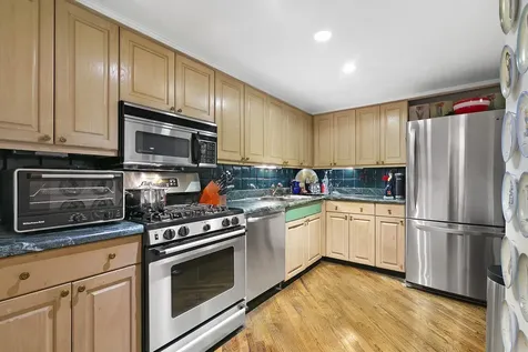 121 W 20th Street New York City NY 10011