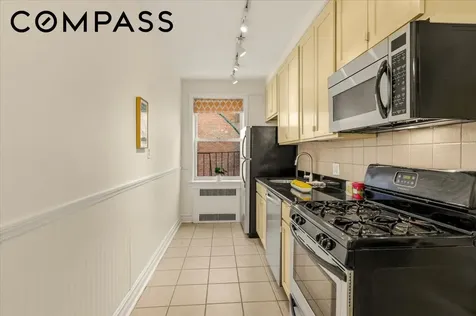 385 Argyle Road New York City NY 11218