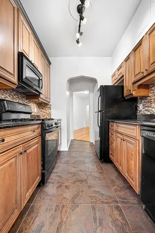 3875 Waldo Avenue New York City NY 10463