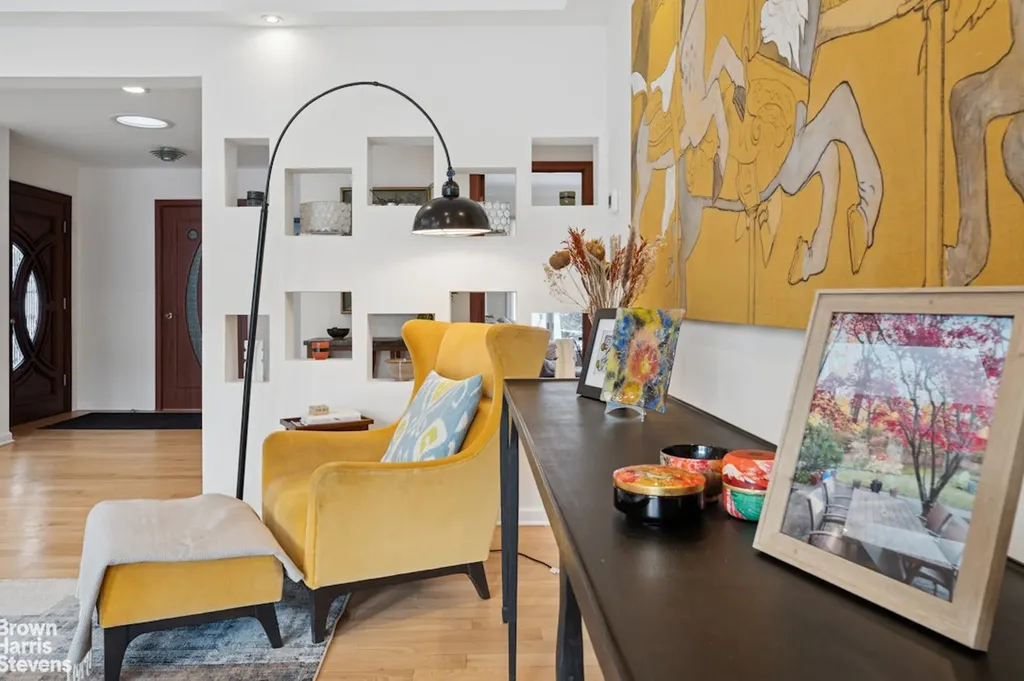 383 W 254th Street New York City NY 10471