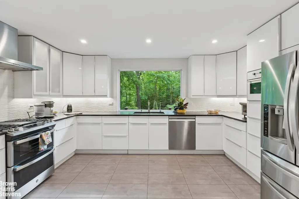 383 W 254th Street New York City NY 10471