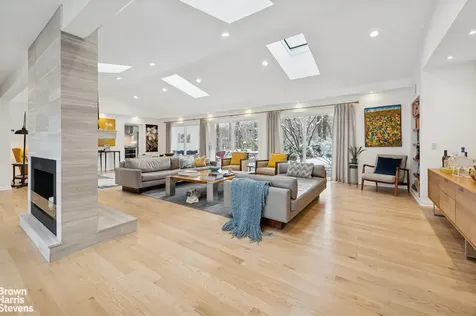 383 W 254th Street New York City NY 10471