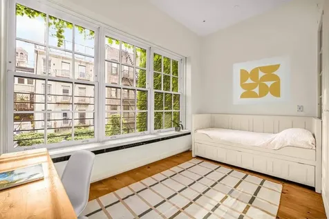 52 W 9th Street New York City NY 10011