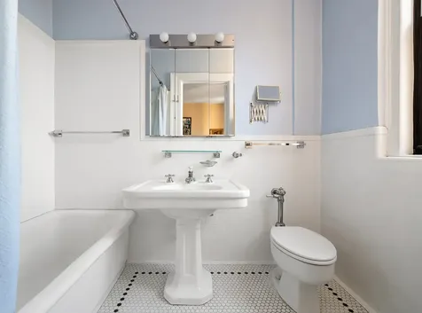 1105 Park Avenue New York City NY 10128