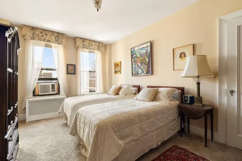 1105 Park Avenue New York City NY 10128