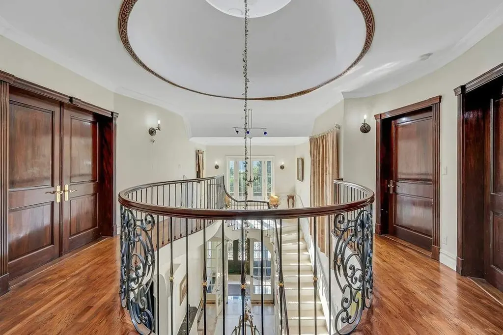 5440 Independence Avenue New York City NY 10471