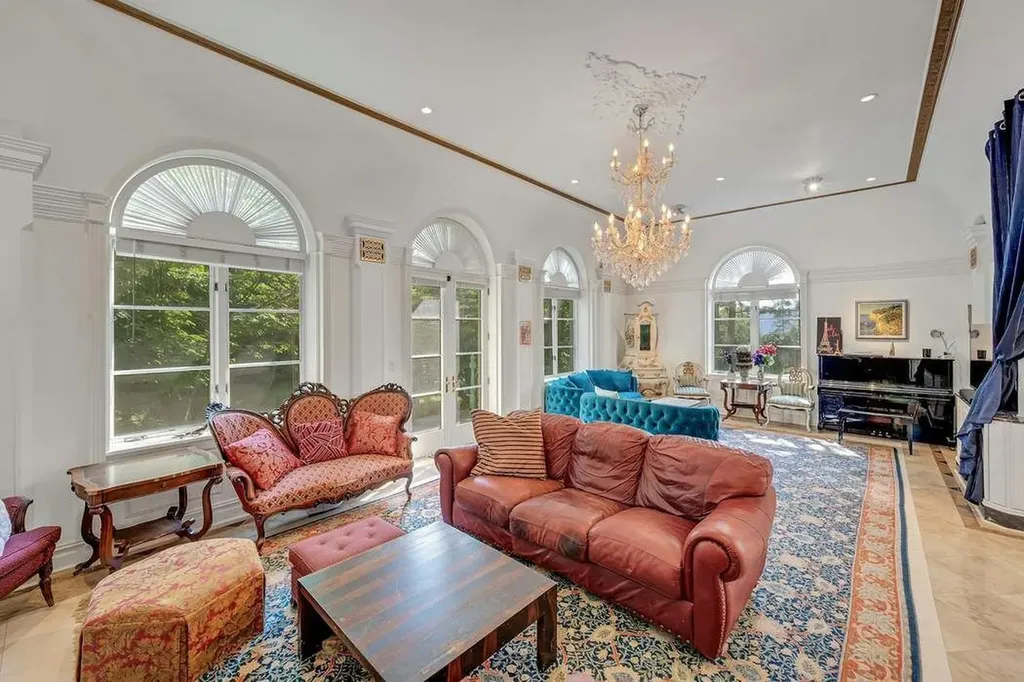 5440 Independence Avenue New York City NY 10471