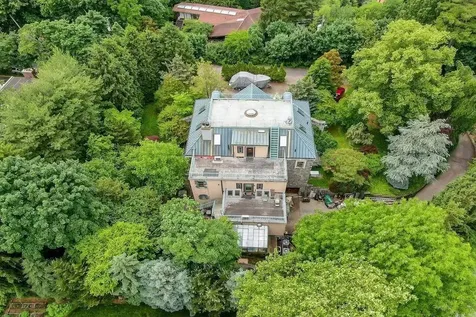 5440 Independence Avenue New York City NY 10471