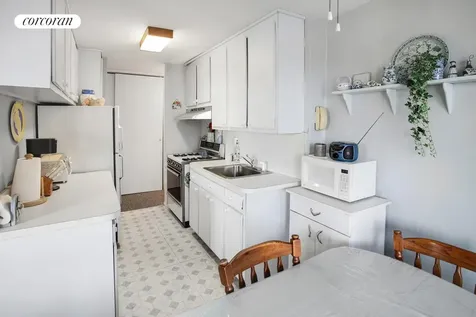 2475 W 16th Street New York City NY 11214
