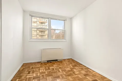 1160 3RD Avenue New York City NY 10065