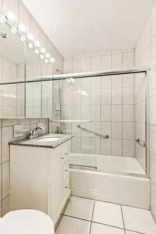1160 3rd Avenue New York City NY 10065