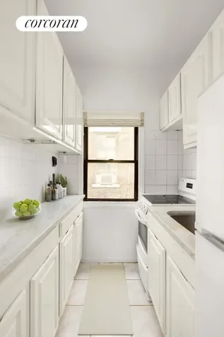 307 W 20th Street New York City NY 10011