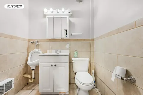 162-12-20 77th Road New York City NY 11366