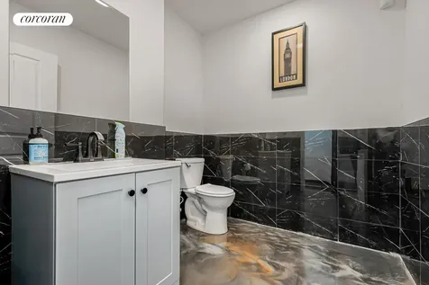 162-12-20 77th Road New York City NY 11366