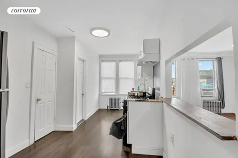 95-07 Cresskill Place New York City NY 11435