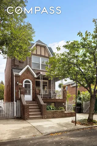 2536 Lurting Avenue New York City NY 10469