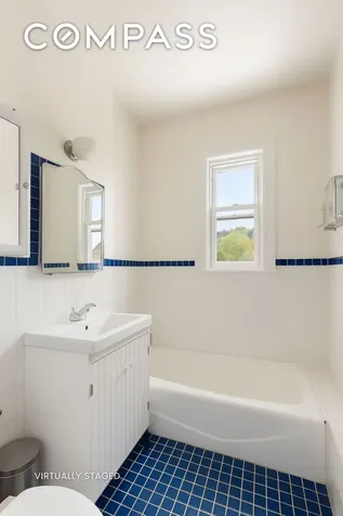 2536 Lurting Avenue New York City NY 10469