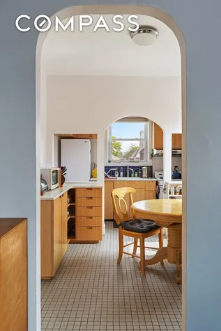 2536 Lurting Avenue New York City NY 10469