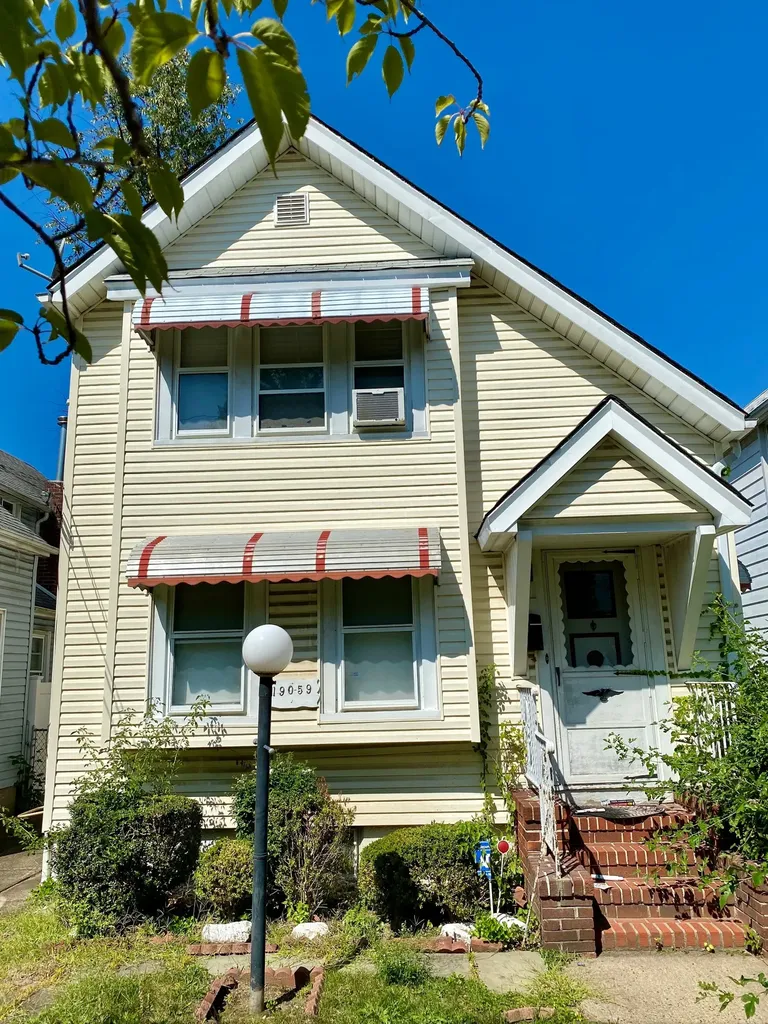 190-59 112th Avenue New York City NY 11412