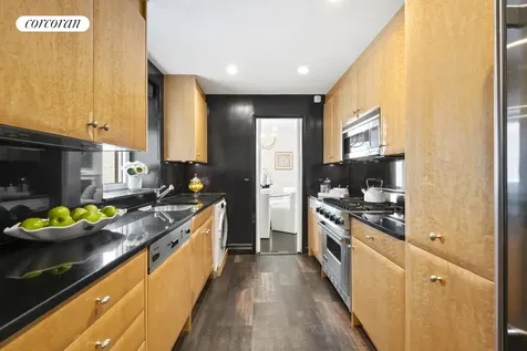 880 5th Avenue New York City NY 10021