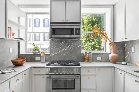 1242 Hancock Street New York City NY 11221