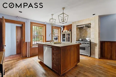 309 Vanderbilt Avenue New York City NY 11205
