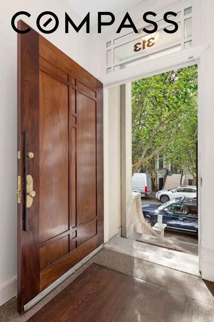 313 W 102nd Street New York City NY 10025