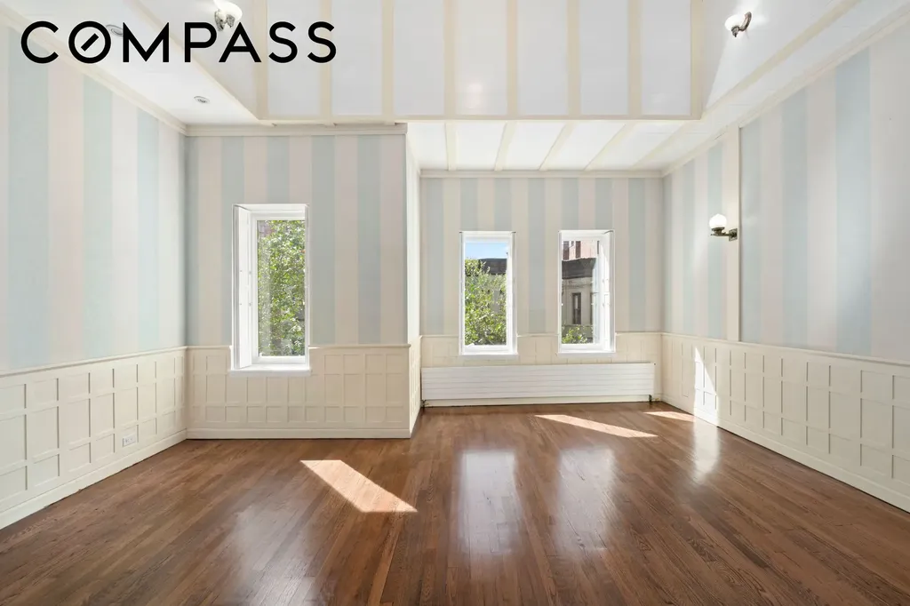 313 W 102nd Street New York City NY 10025