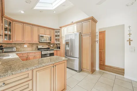80 Freedom Avenue New York City NY 10314