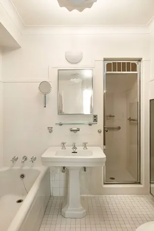 895 Park Avenue New York City NY 10075