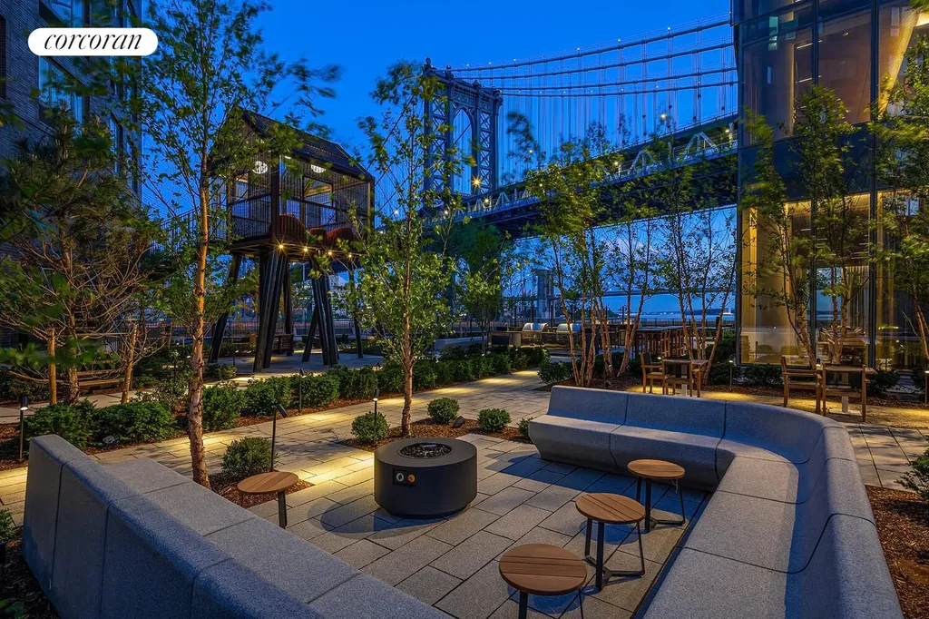 252 South Street New York City NY 10002