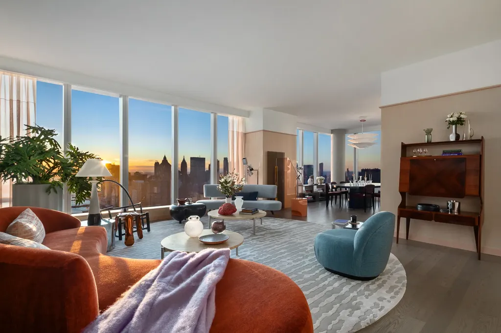 252 South Street New York City NY 10002