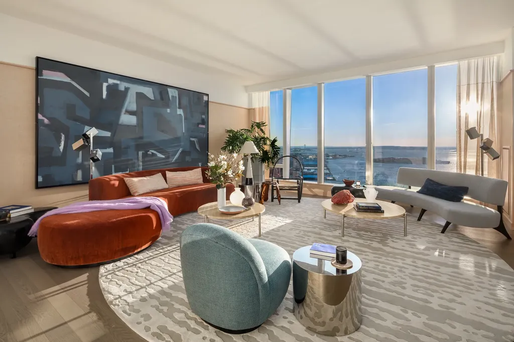 252 South Street New York City NY 10002