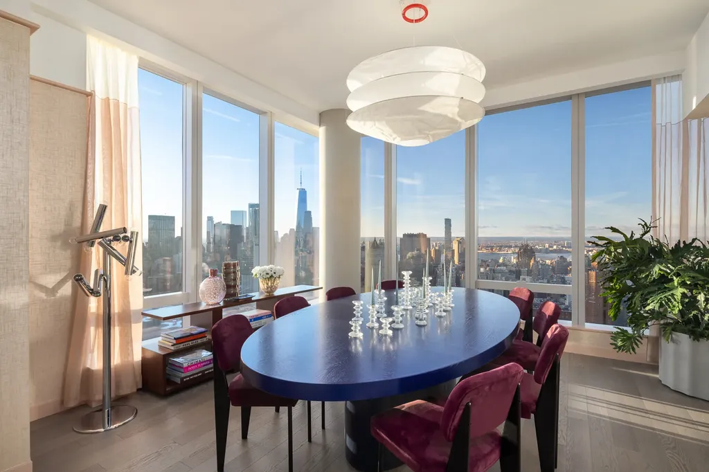 252 South Street New York City NY 10002