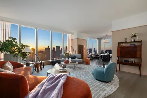 252 South Street New York City NY 10002