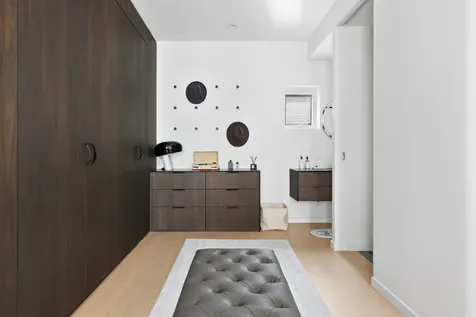128 E 38th Street New York City NY 10016