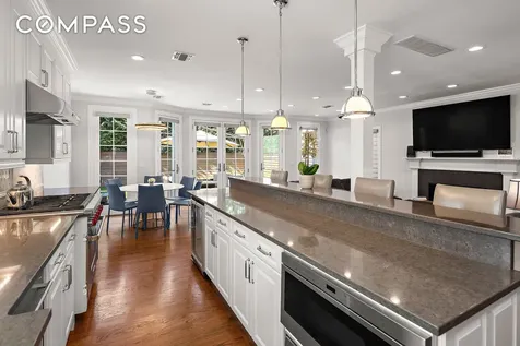 8008 Harbor View Terrace New York City NY 11209