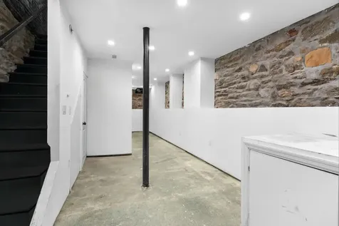 15 Dewey Place New York City NY 11233