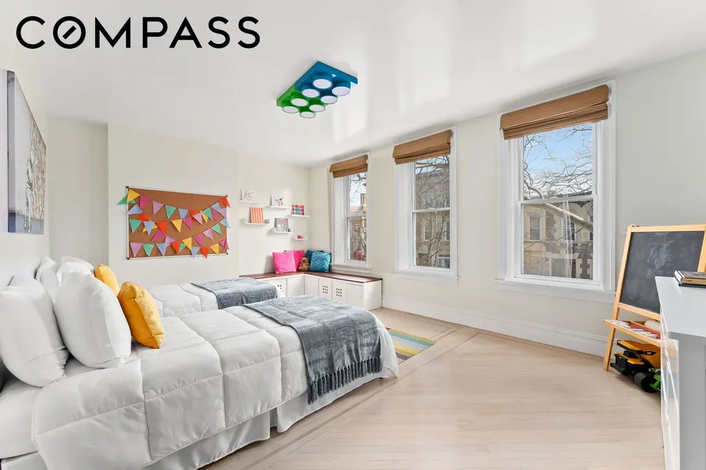 6 Virginia Place New York City NY 11213
