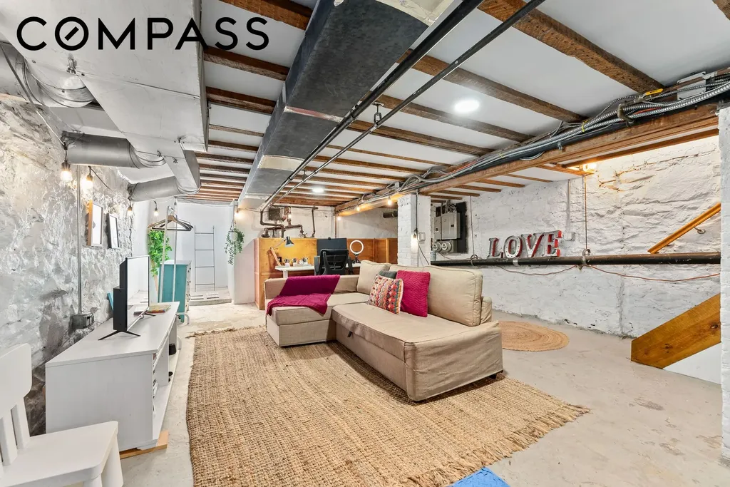 6 Virginia Place New York City NY 11213