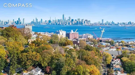 351 St Pauls Avenue New York City NY 10304
