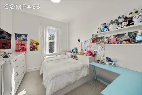 351 St Pauls Avenue New York City NY 10304