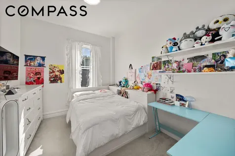 351 St Pauls Avenue New York City NY 10304